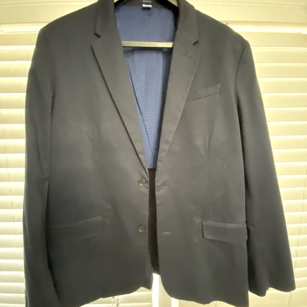 Men’s classic navy sport coat